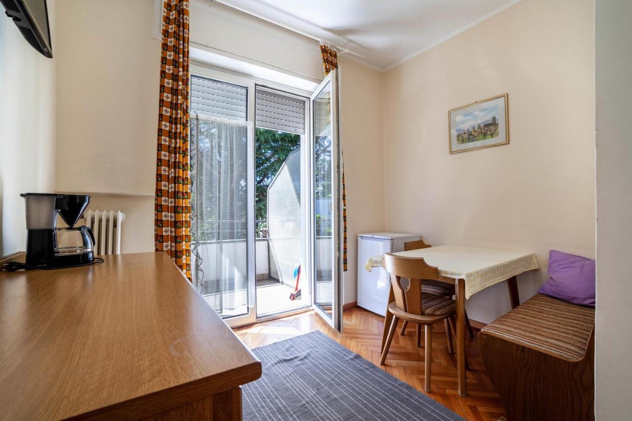 Residence Hubertus Apartment 2 เมราโน ภายนอก รูปภาพ